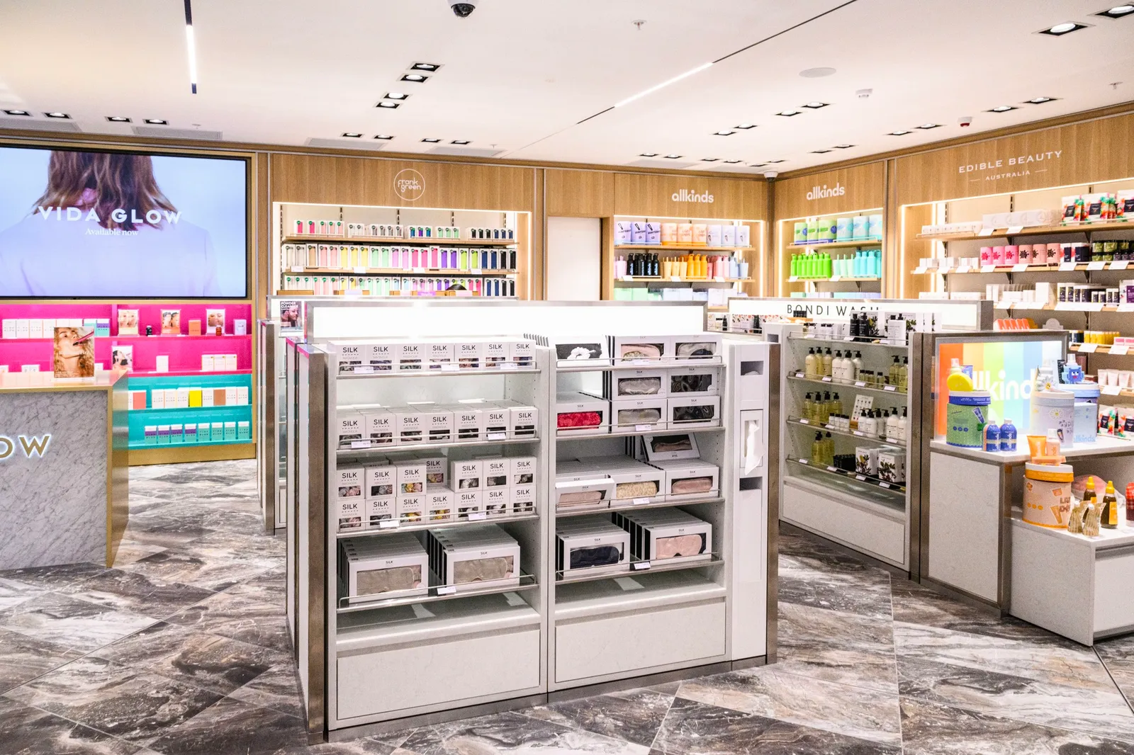Heinemann Duty Free T2 — project detail 2