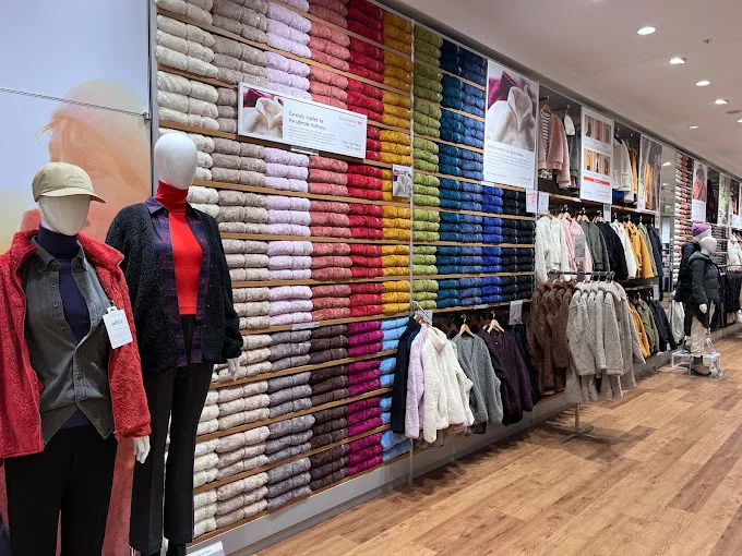UNIQLO – Blacktown — project detail 1