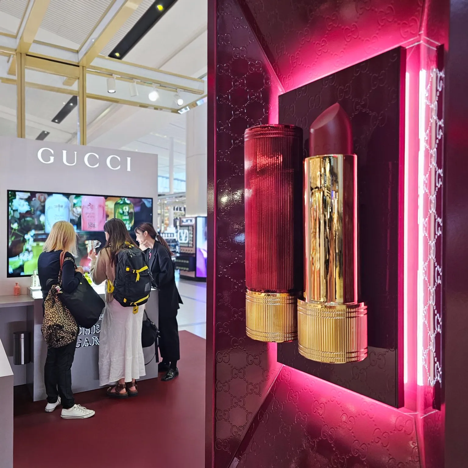Gucci – Rosso Ancora — project detail 2