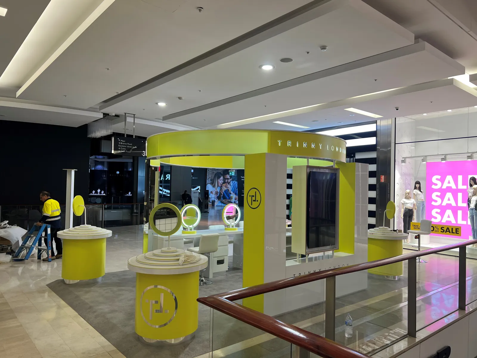 Trinny London – Bondi Junction — project detail 3